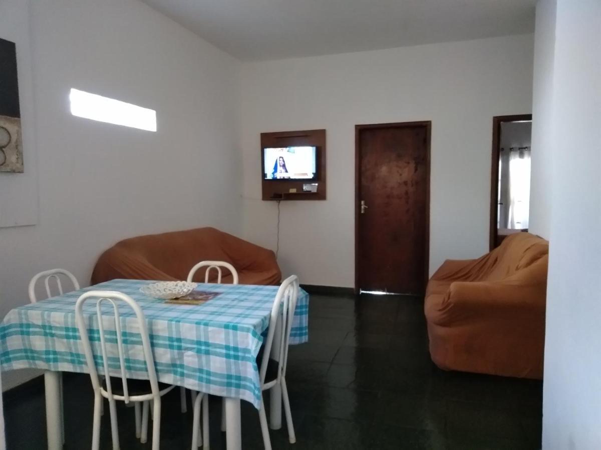 Apartment 10 Pessoas Proximo A Basilica Aparecida (Sao Paulo)